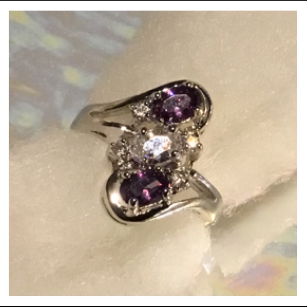 Radiant Purple Clear Gem Rhodium Ring - Picture 6 of 13